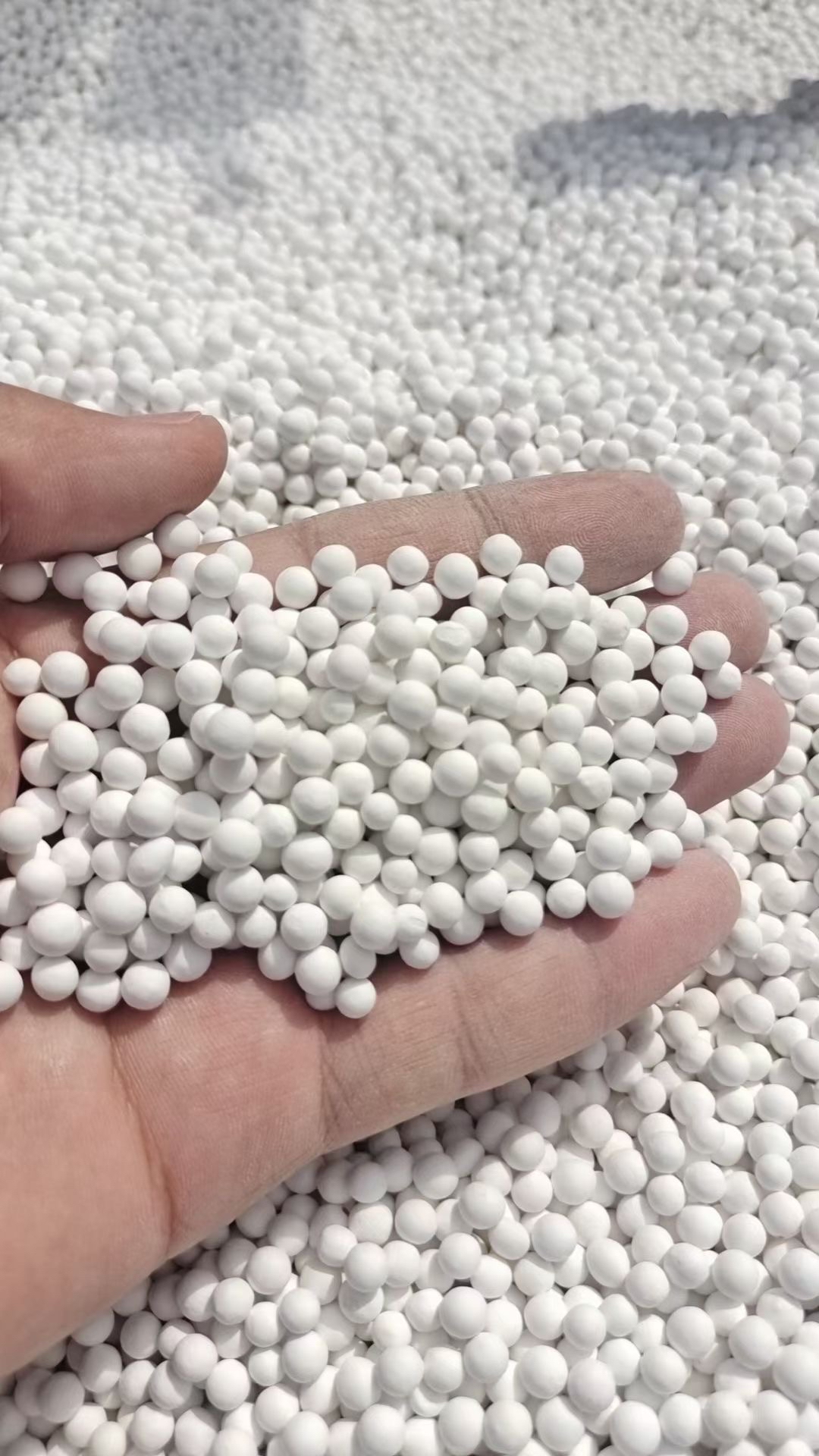 活性氧化鋁,活性氧化鋁球,活性氧化鋁干燥劑,北京雁歸來環保科技有限