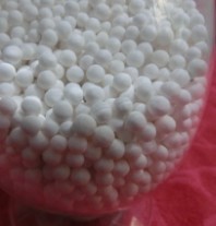 【供應(yīng)河北活性氧化鋁球廠家】價格,廠家,圖片,其他水處理劑,河南騰飛凈水材料-