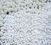 活性氧化鋁球的用途 干燥劑與凈水劑的專業(yè)應(yīng)用